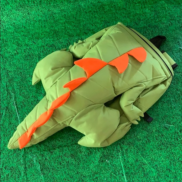 fortnite dino backpack